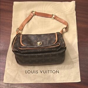 Louis Vuitton Brown Monogram Women's Bag